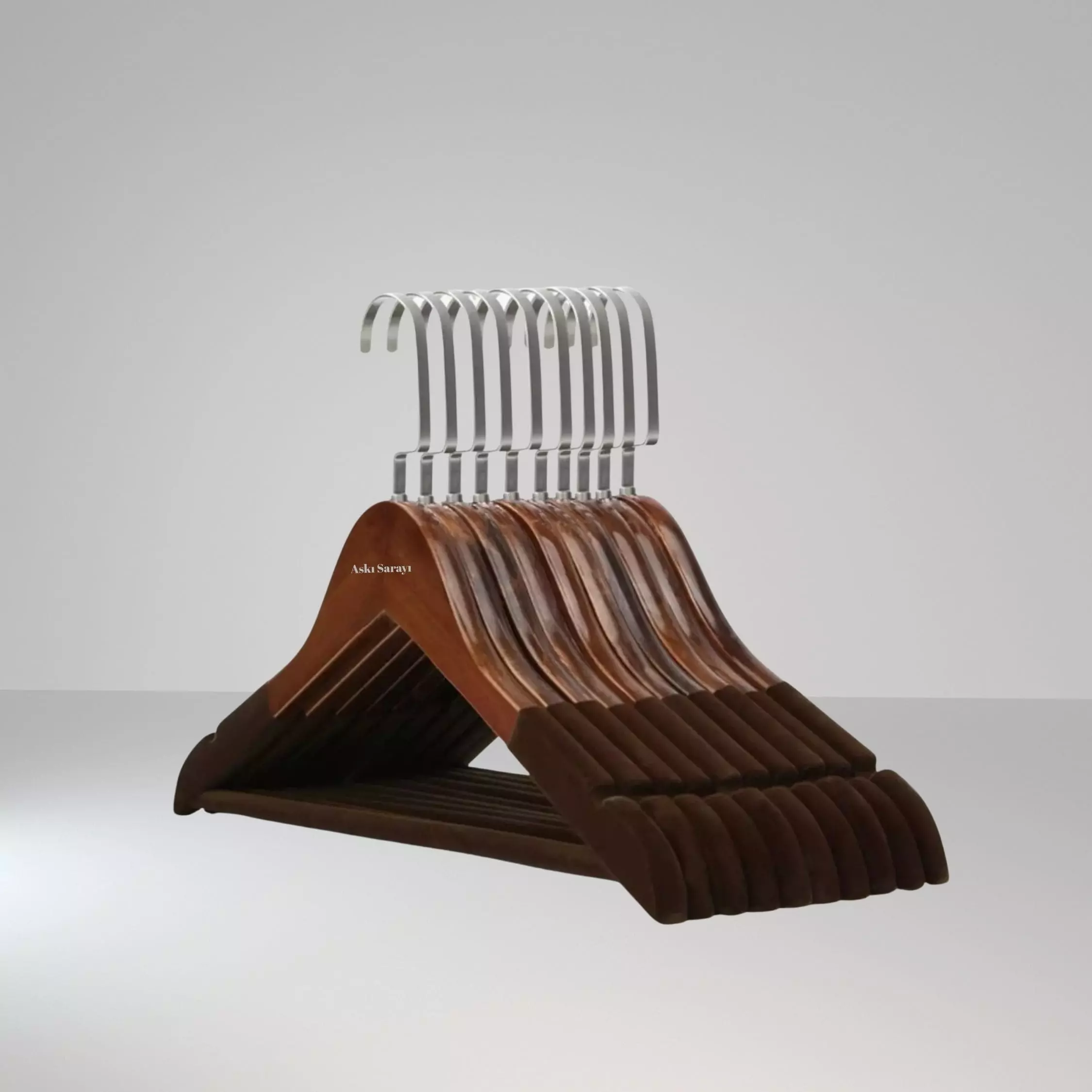 Ceviz Ahşap Elbise Ve Gömlek Askısı Kadife Kaplamalı Özel Amerikan Kancalı Premium Özel Seri M59